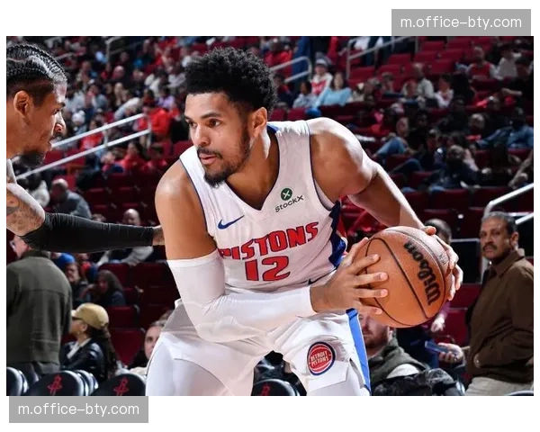 托拜厄斯哈里斯23分7篮板 活塞新援与坎宁安化学反应初显